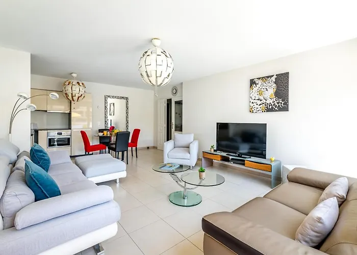 Elegant Appartement A Deux Pas Du Velodrome - Emplacement Ideal A Marseille