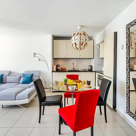 Elegant Appartement A Deux Pas Du Velodrome - Emplacement Ideal A Marseille Exterior photo
